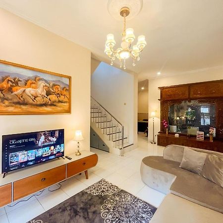 Homestay Kamar Tamu Gedongkiwo ยอกยาการ์ตา ภายนอก รูปภาพ